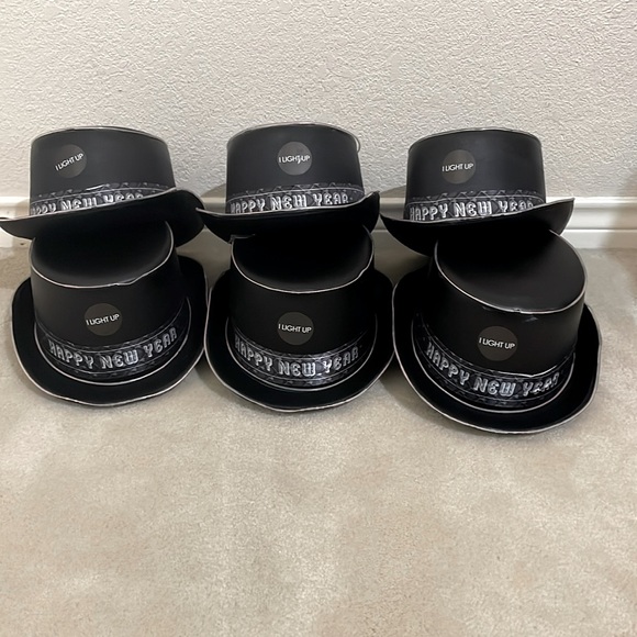 Lot of 6 NEW Happy New Year Light up top hats Black & Silver Celebration Party